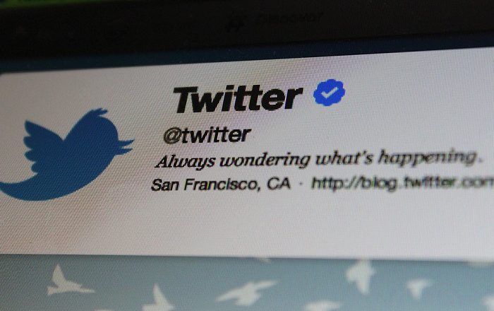 Paying For Meta’s And Twitter’s Verified Identity Subscriptions? A Social Media Researcher Explains How The Choice You Face Affects Everyone Else